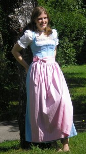 Dirndl Kiu